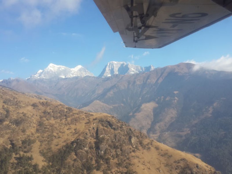 everest-base-camp-via-gokyo-chola-pass-trek