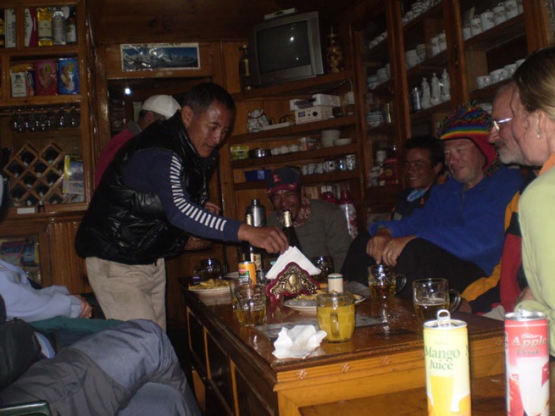 everest-base-camp-via-gokyo-chola-pass-trek