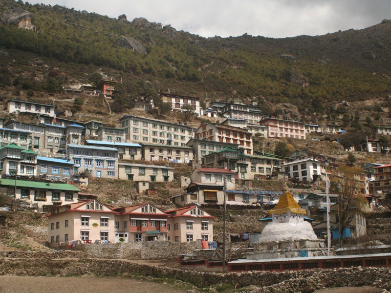 everest-base-camp-via-gokyo-chola-pass-trek