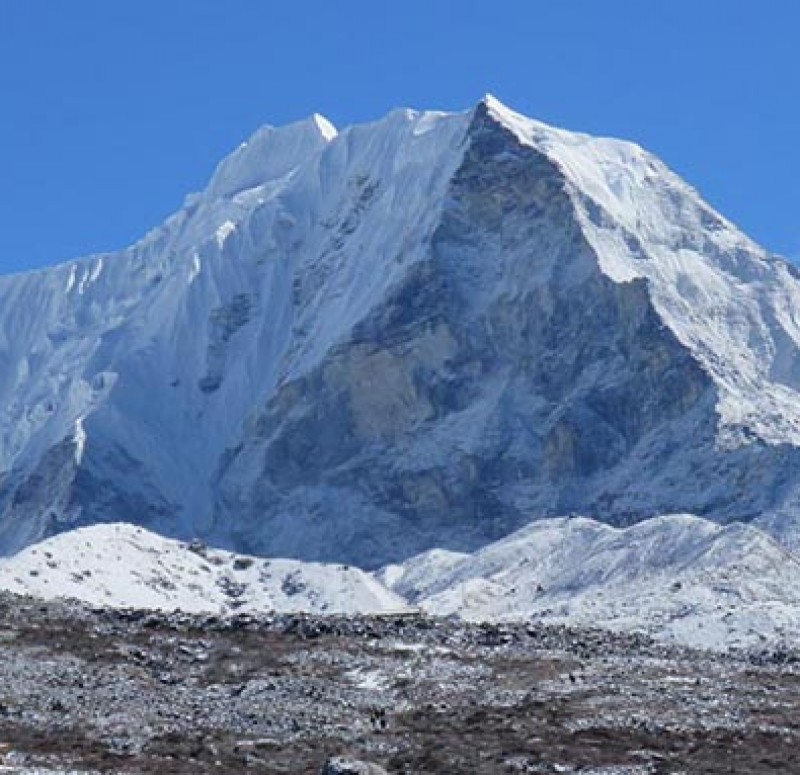 island-peak-climbing