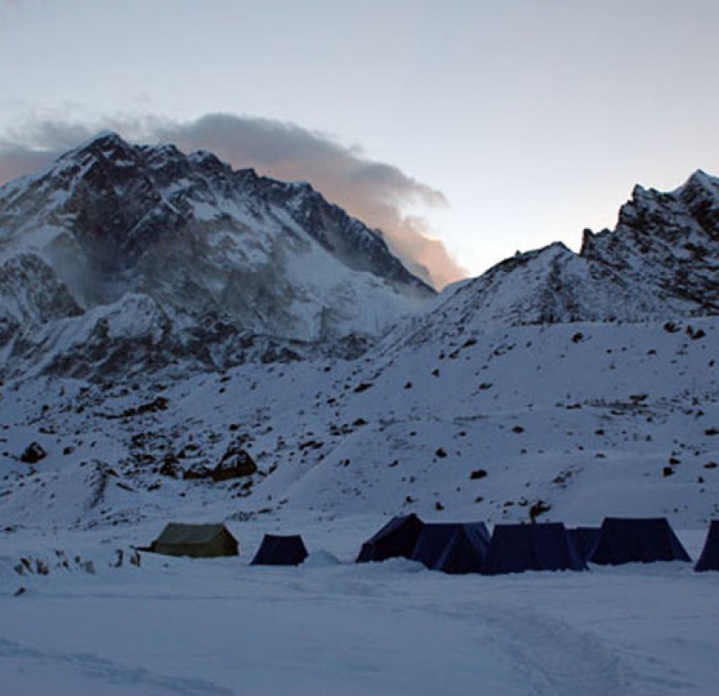 lobuche-east-climbing