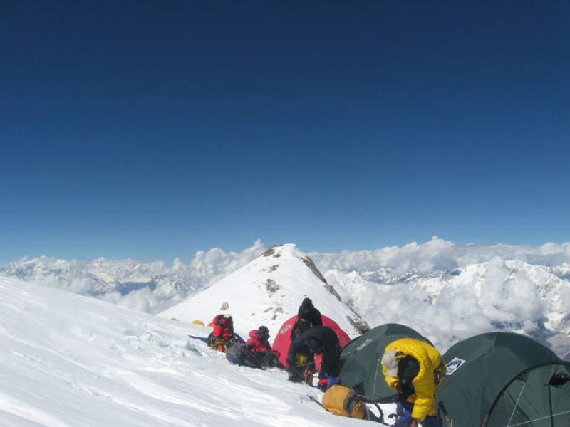 mt-manaslu-8163-m-expedition-nepal