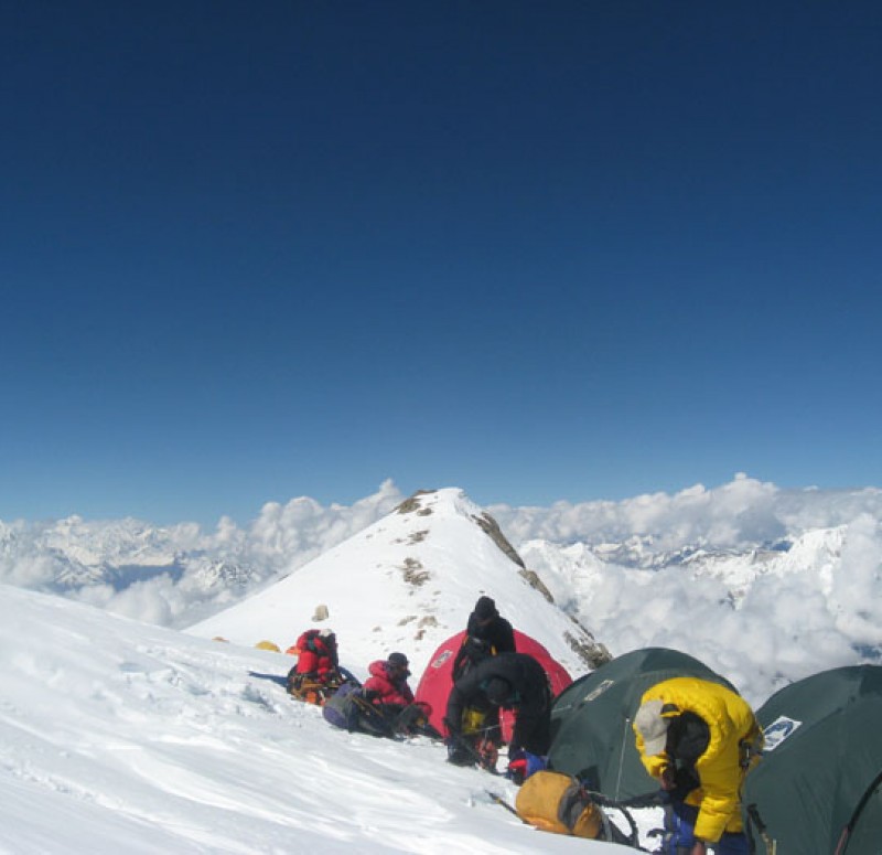 mt-manaslu-8163-m-expedition-nepal