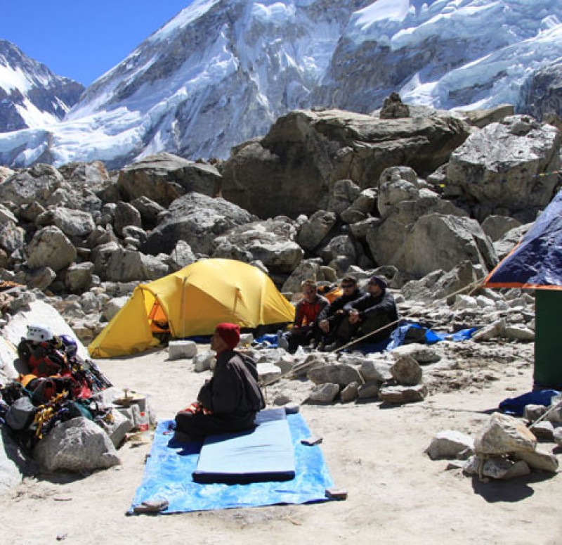 mt-pumori-7161-m-expedition-nepal